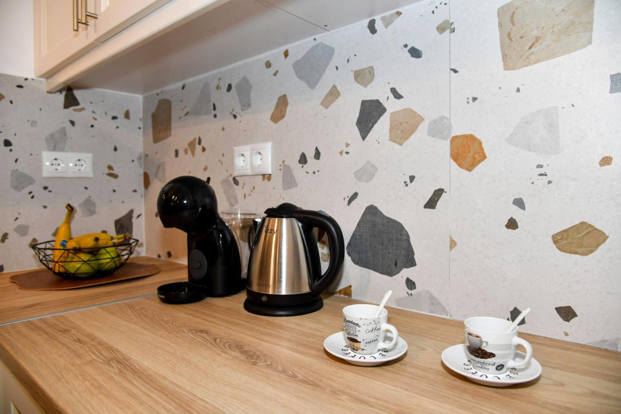 Captain Theo'S Modern Apartment Maria Lefkimmi  Luaran gambar